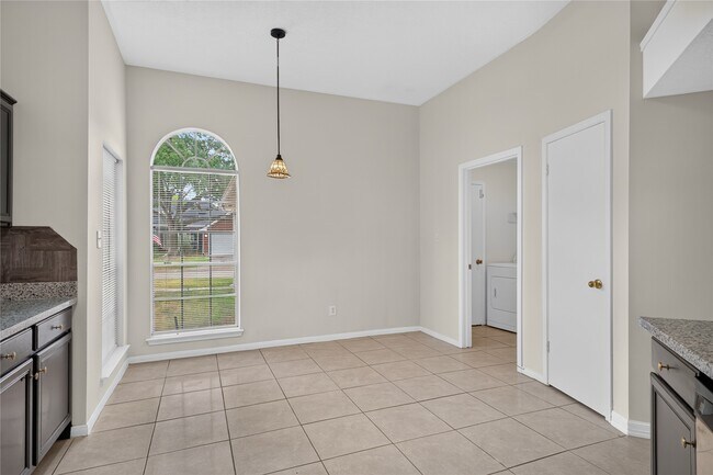 Photo - 19635 Vernier Woods Ln