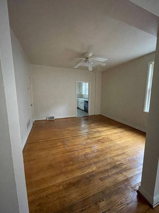 Photo - 3bd/1.5 bath located in University Hill- ***COMING IN JUNE***