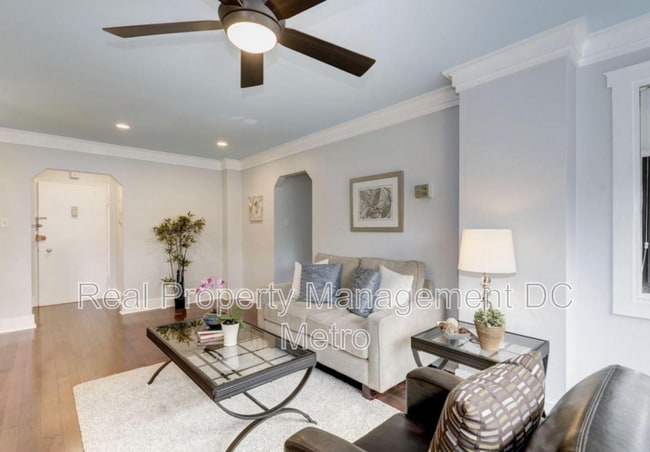 Photo - 3701 Connecticut Ave NW Unidad Apt 439