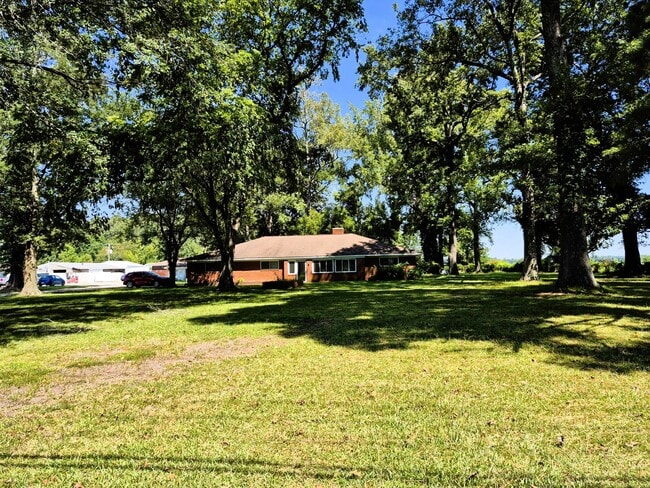 Building Photo - 3416 N Landing Rd Rental