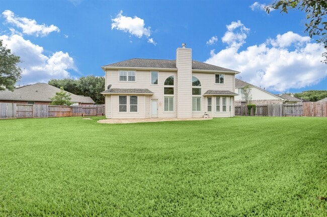 Building Photo - 10410 Five Oaks Ct