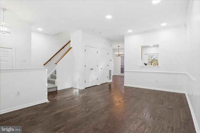 Photo - 45580 Grand Central Sq