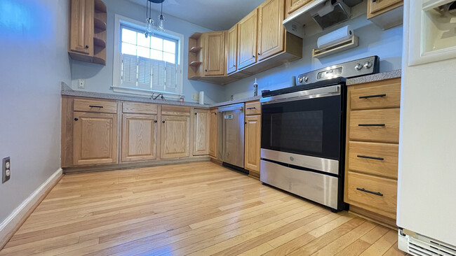 Photo - 19 Hawthorne Dr Unidad 102 Rental