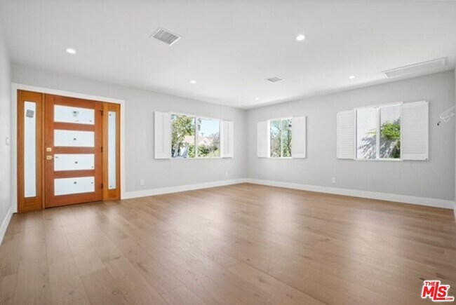 Photo - 4456 Calhoun Ave