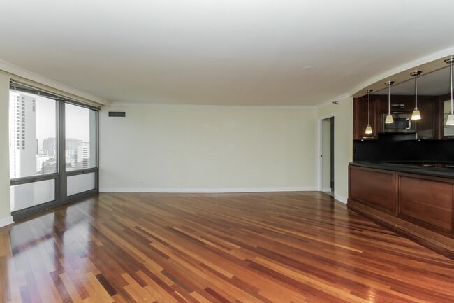 Photo - 440 N Wabash Ave