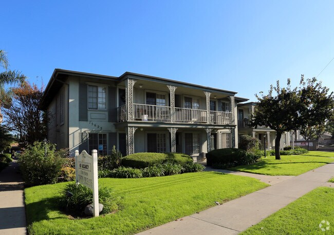 Tustin Orleans - Tustin Orleans