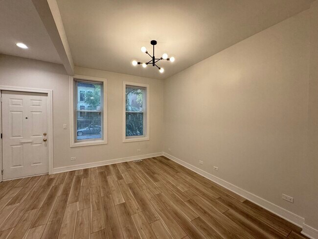 Photo - 1021 W Montana St Unidad 1