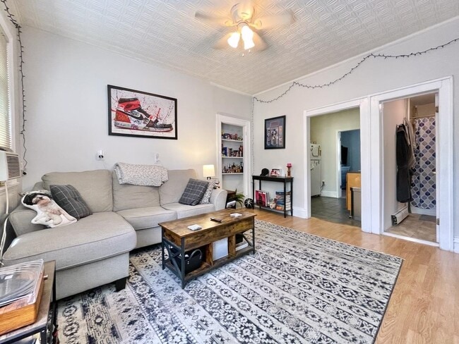Photo - 592 Palisade Ave
