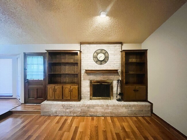 Photo - Norman. 3 bed, 2bath, 2 car garage with storm shelter