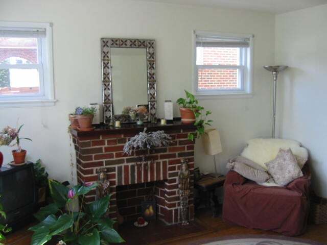 Photo - 631 Plymouth Rd