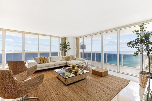 Building Photo - 1830 S Ocean Dr Unit 4002 Rental