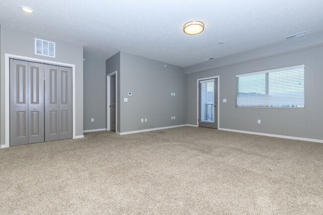 Photo - Pioneer Trail Flats