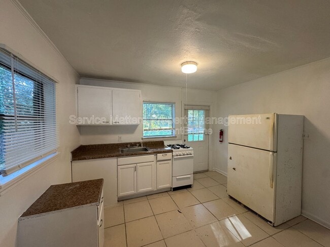 Photo - 714 N 48th Ave Unit 3