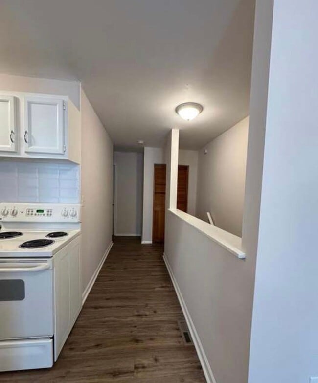 Photo - 731 W 4th St Unit A