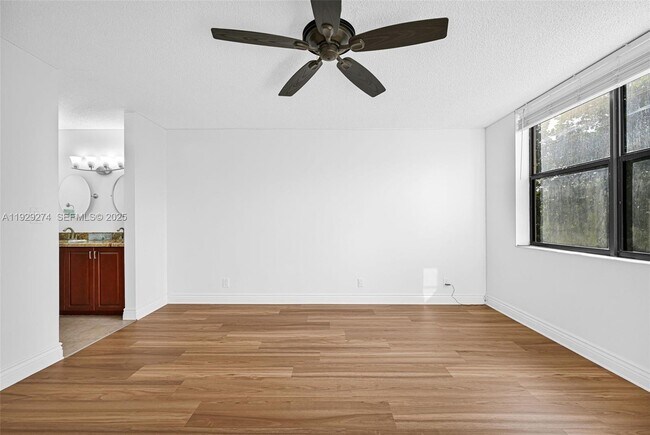 Photo - 3150 NW 42nd Ave Unit E301