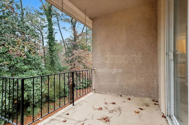 Photo - 2396 Lawrenceville Hwy Unit F