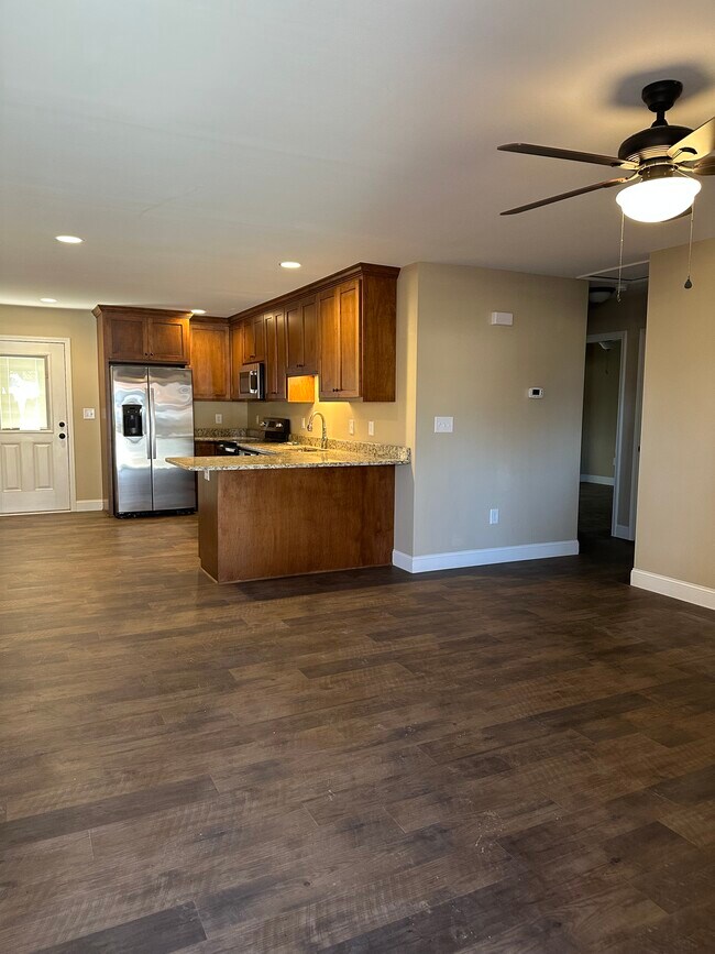 Photo - 156 Lakewood Ave