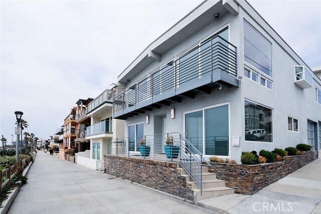 Photo - 3700 The Strand Townhome