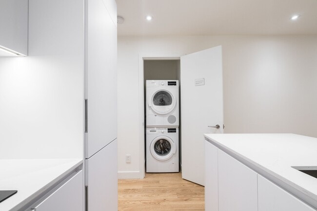 Photo - 3468 Rue Drummond Unit 309