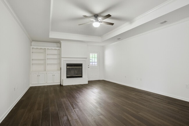 Photo - 7738 Menlo Dr