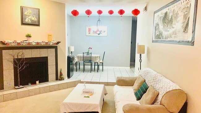 Photo - 3100 Walnut Bend Ln Unit 309