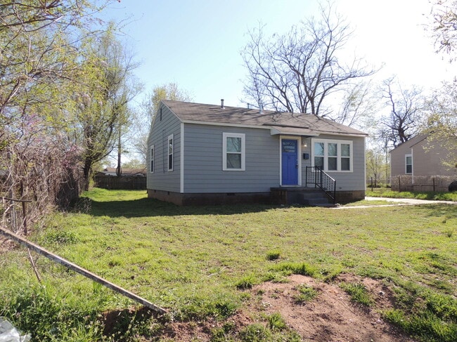 5312 W 11th Pl
