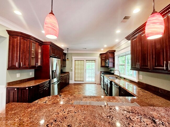 Photo - 125 Nonantum St