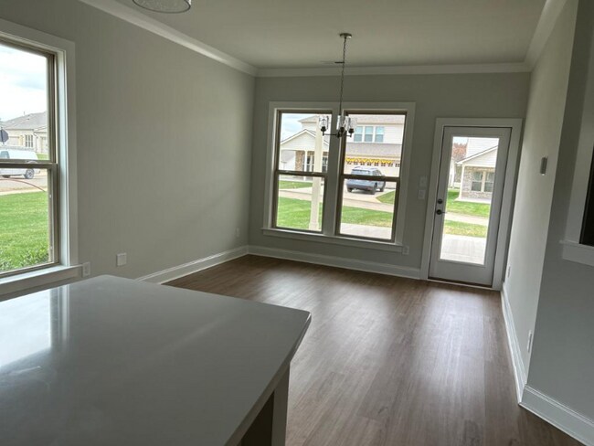 Photo - 1313 Kettlehook Ln