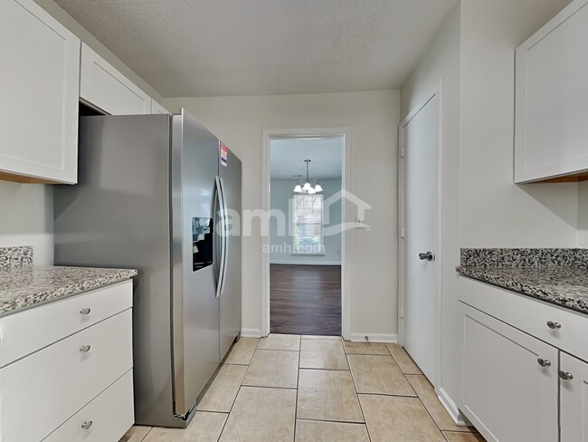 Photo - 8616 Warwick Crest Ln