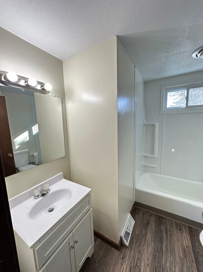 Photo - 93 W Calvin St Unit 93