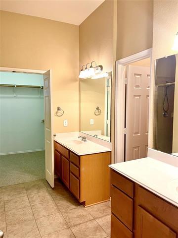 Photo - 11490 La Grange Dr