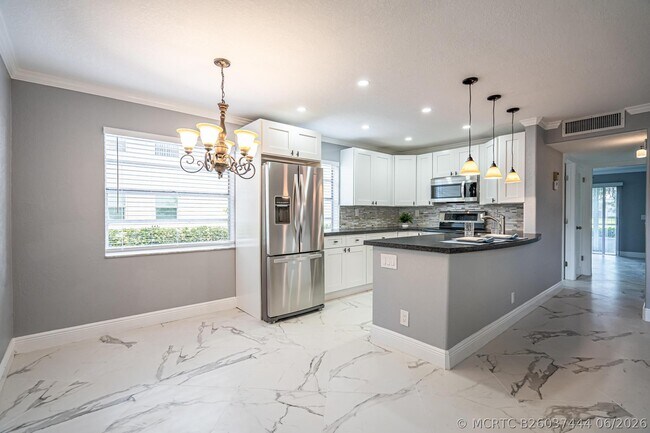 Photo - 244 Normandy Ln