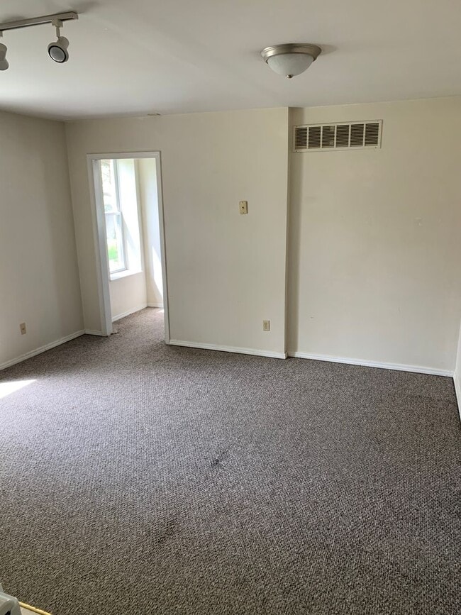 Photo - 331 South Davison Street Unidad Apt A