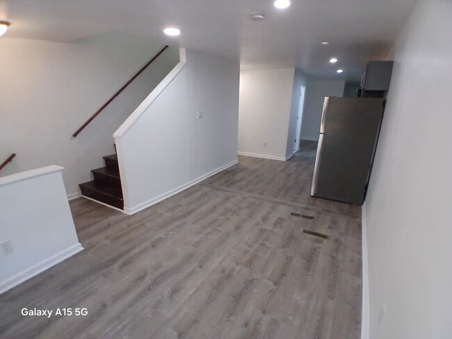 Photo - 69 Slocum St