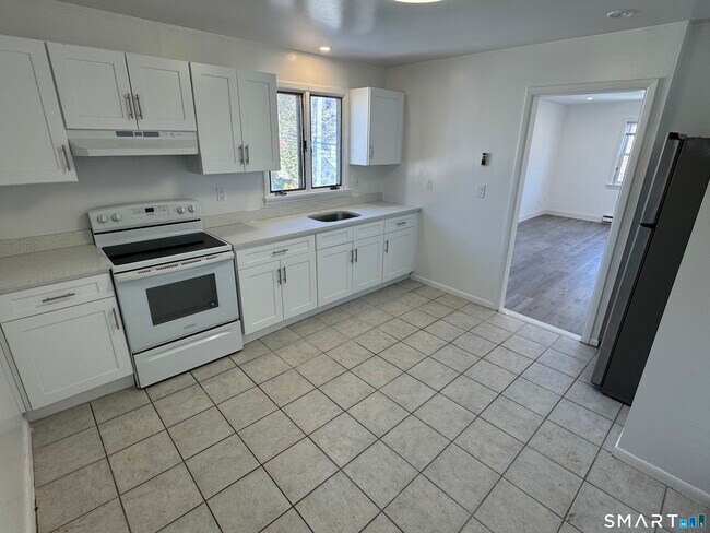 Photo - 1 Reynolds Ave Unit Upstairs