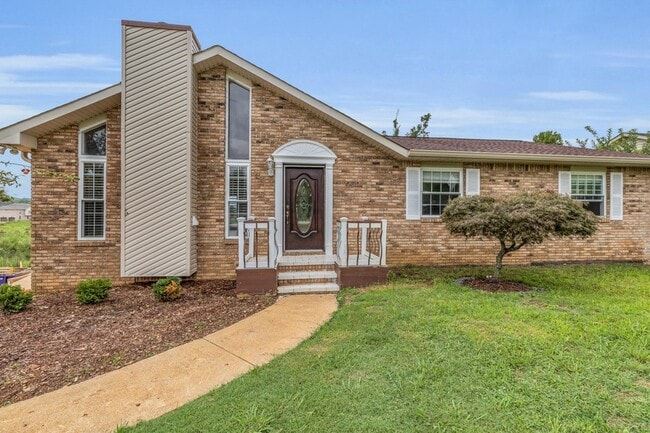 Building Photo - 7918 Holly Hills Dr Rental
