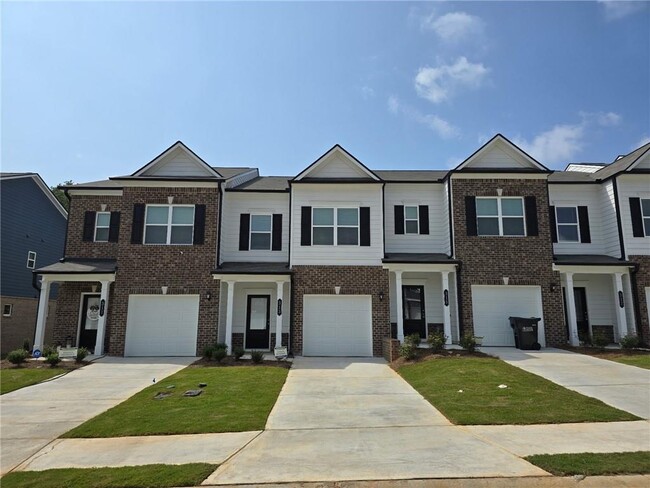 Building Photo - 313 Skye Ln