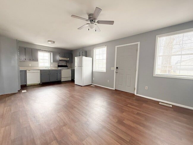 Photo - 230 W Jere Whitson Rd Unit 230_B