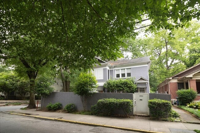Photo - Very Spacious 2/2 Unit in the Heart of Midtown and Walking Distance to Piedmont Park!