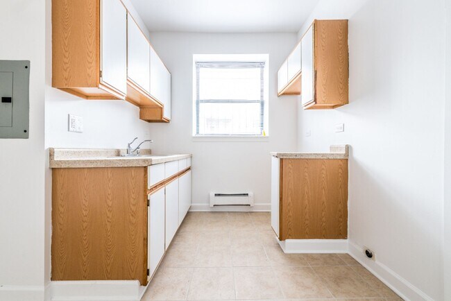 Photo - 5036-38 W Quincy St Chicago, IL 60644