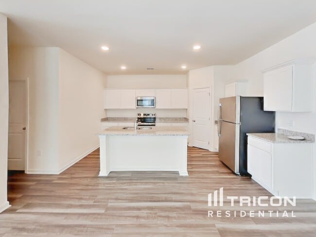 Photo - 305 Nasturtium Wy