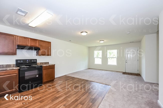 Photo - 1021 Aunt Prissey Ct