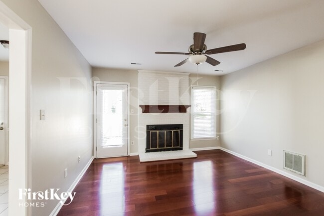 11701 Charnwood Ct