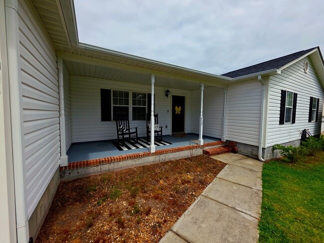 Photo - 3 BR 2 BA Beaver Creek
