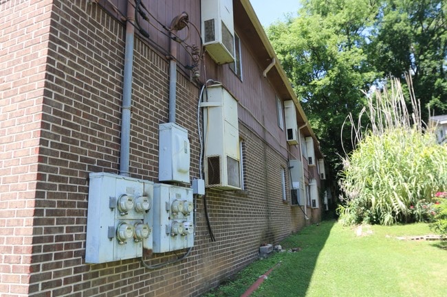 Westridge Apartments - Westridge Apartments