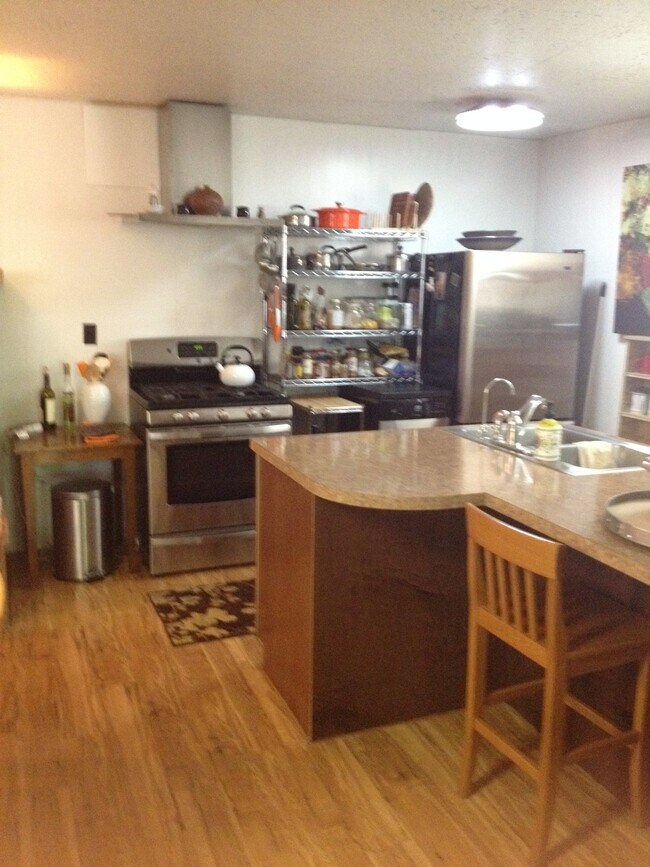 Photo - 856 Carter E St Unit 7