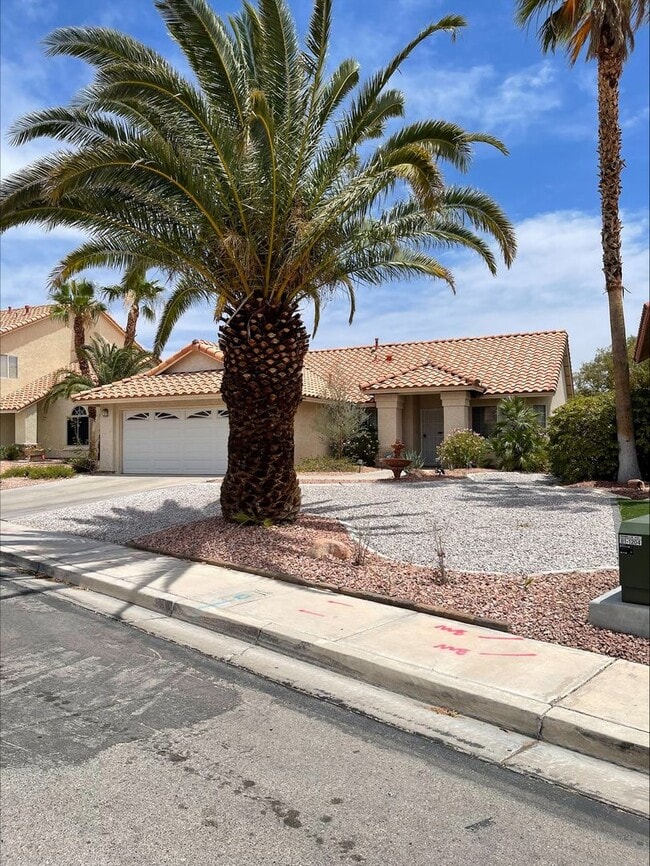 Photo - 3 Bedroom 2 Bath Home Off Durango
