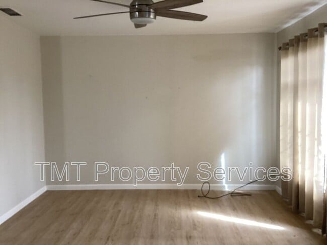 Photo - 137 W. Third St.