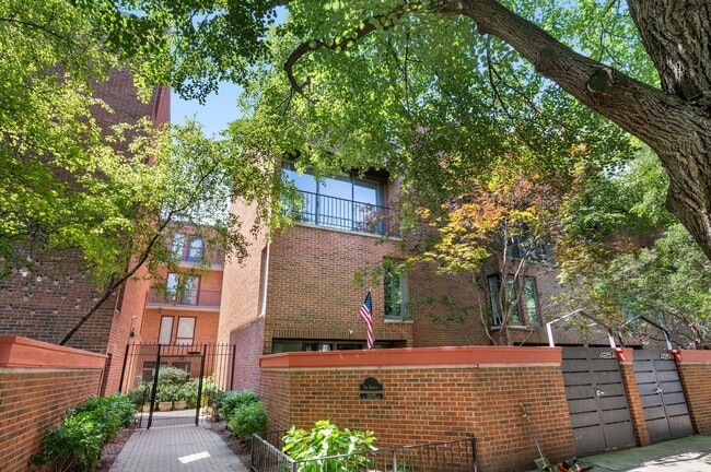 Photo - 425 W Grant Pl Condo Unit C