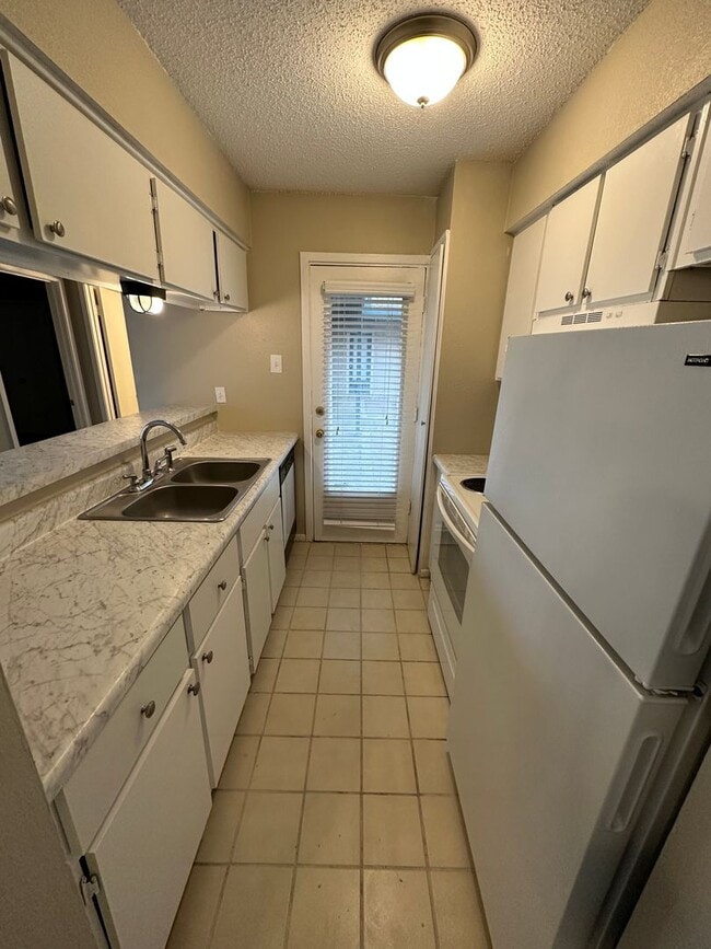 Photo - 2BD/2BA Condo located on the Germantown/Memphis Line!